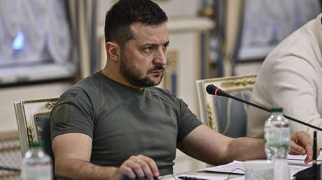 Zelenski insta a la OTAN a lanzar un "ataque preventivo" contra Rusia