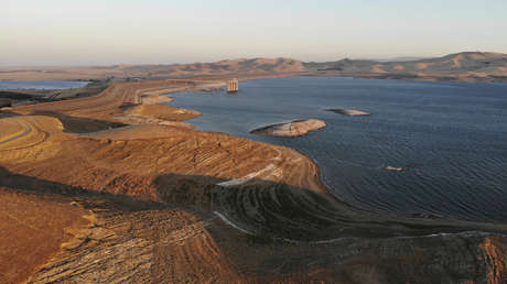 La sequía descubre un 'barco fantasma' de la Segunda Guerra Mundial en un embalse de EE.UU. (FOTOS)