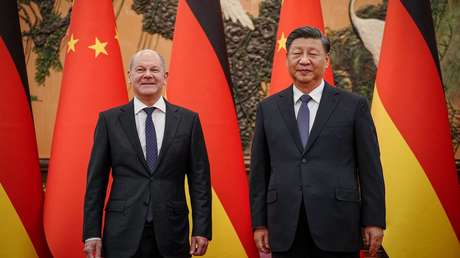 Olaf Scholz llega a China, en una visita que ha suscitado críticas
