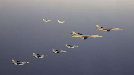 Japón realiza ejercicios aéreos conjuntos con bombarderos B-1B estadounidenses