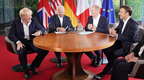 Johnson: Alemania creía que una rápida derrota de Ucrania ante Rusia sería más beneficiosa para la economía