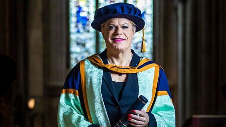 Sherlock Holmes podría ser interpretado por una actriz trans en una nueva serie británica