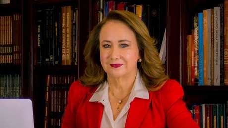 Encuentran un "alto nivel de coincidencias" entre la tesis de una ministra mexicana y la de un estudiante