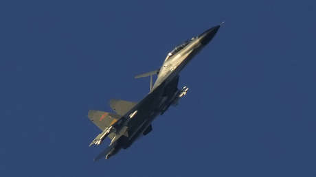 EE.UU. acusa a China de realizar una "maniobra insegura" en el mar de la China Meridional (VIDEO)