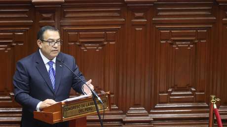 Gobierno de Perú decreta toque de queda durante tres días por protestas en Puno