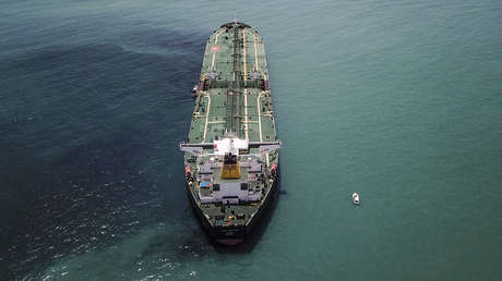 Congreso de Perú extiende el plazo para investigar el derrame de petróleo de Repsol en el litoral