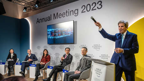 John Kerry: "Los planes del Foro Económico Mundial para salvar el planeta son casi extraterrestres"