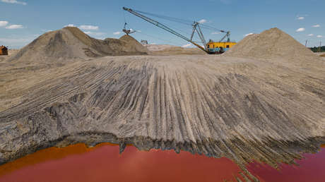 ¿Por qué Occidente está tan interesado en las reservas de titanio ucraniano?