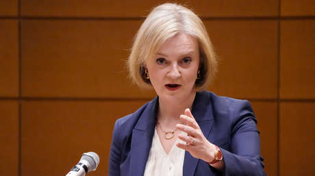 Liz Truss: Los países del "mundo libre" están "en peligro" por el auge de China