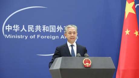 China desmiente los reportes de que se dispondría a suministrar armas a Rusia