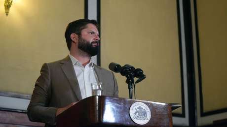 "Un golpe a la esperanza": qué pasará tras el rechazo a la reforma tributaria de Boric en Chile