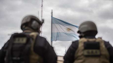 "Una clase de dignidad": Seis policías argentinos son declarados culpables por la muerte de un docente en una protesta en 2007