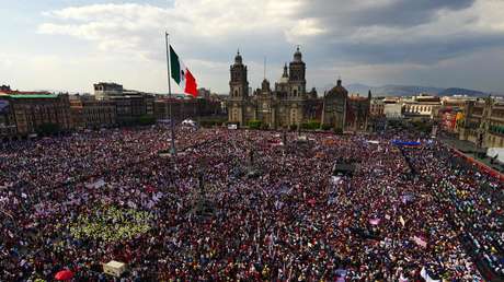 "México no es una colonia de EE.UU.": López Obrador en el mitin por la Expropiación Petrolera (VIDEO)