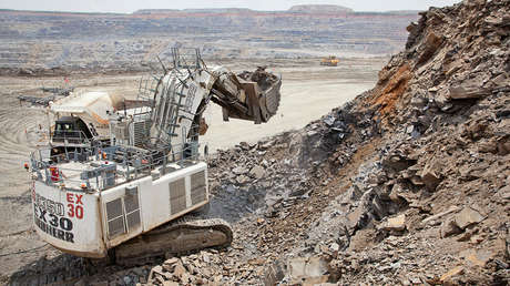 EE.UU. pone la mirada en los minerales de África mientras compite con China