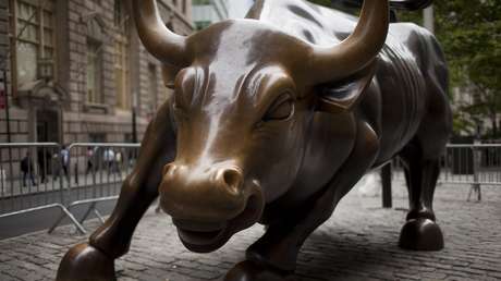 "Los mercados de valores no saldrán ilesos": Advierten de una próxima recesión en EE.UU.