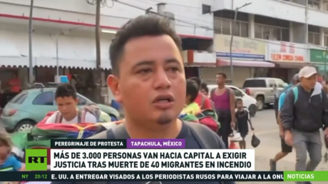 Más de 3.000 personas se dirigen a la capital mexicana para exigir justicia por la muerte de 40 migrantes en un incendio