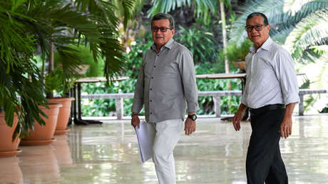 El ELN dice que el diálogo de paz con el gobierno de Colombia está "en crisis" y Petro responde