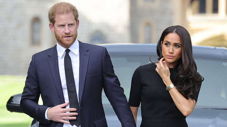 El príncipe Enrique y Meghan Markle sufren "una persecución de autos casi catastrófica" que involucra a 'paparazzi'
