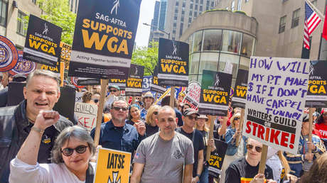 Actores de Hollywood autorizan iniciar una huelga por mejoras laborales