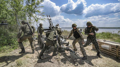 Alcalde de Nóvaya Kajovka: Ucrania ha bombardeado con misiles la represa desde el verano pasado