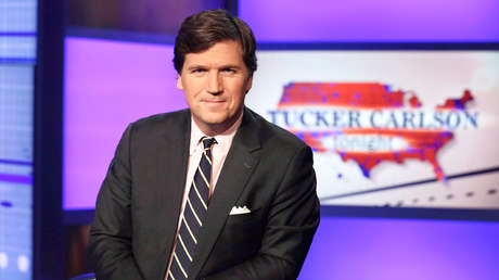 Canciller ucraniano tacha a Tucker Carlson de un "ucranófobo" tras sus palabras de que Kiev voló la presa de Kajovka
