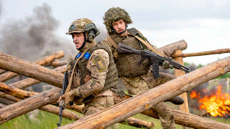 Militares españoles critican la beligerancia de la UE y piden detener el envío de armas a Kiev