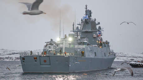 Buques rusos rescatan a 68 pasajeros de un barco extranjero en el mar Mediterráneo