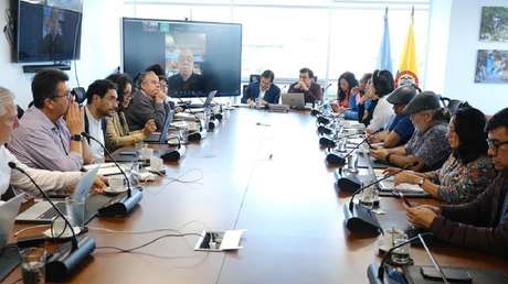 El Gobierno colombiano y el ELN alistan en Cuba y Bogotá los protocolos de cese al fuego