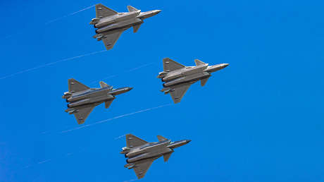 24 aviones militares chinos se acercan a Taiwán