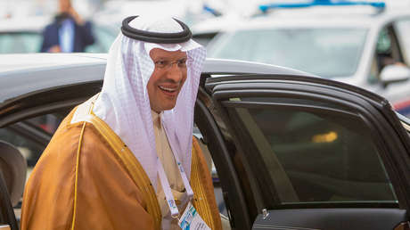 Riad: Los nuevos recortes de la producción de crudo demuestran una sólida cooperación con Moscú