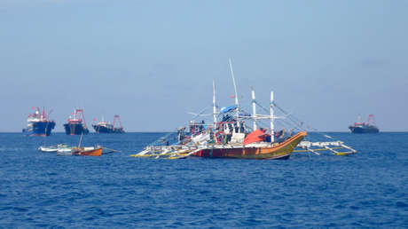 Filipinas detecta una "alarmante presencia" de barcos pesqueros chinos en el disputado mar de la China Meridional