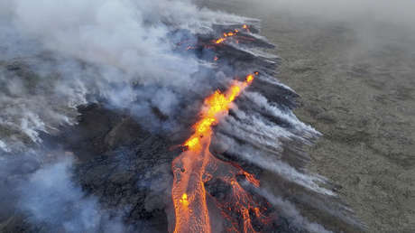 VIDEOS: Volcán en Islandia entra en erupción luego de múltiples temblores registrados en la zona
