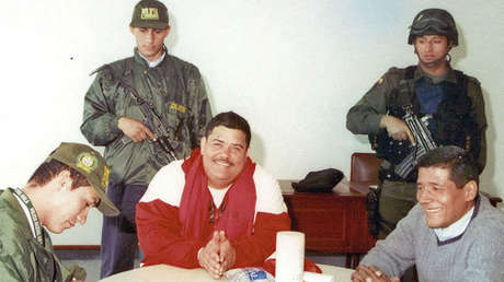 ¿Quién es 'El Hombre Marlboro', el controversial exnarco que aspira a una alcaldía en Colombia?