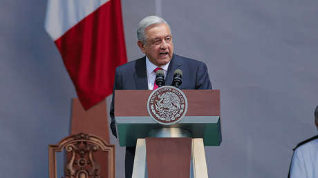 "No lo digo yo": López Obrador libra restricciones del INE con estrategia para exhibir a opositores