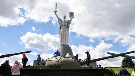 Alto funcionario ucraniano: Somos una nación "humana" y los rusos "son asiáticos"