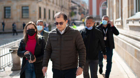 ELN desmiente plan de asesinato contra el fiscal Barbosa y otras figuras de la oposición