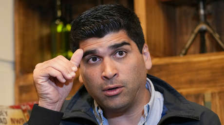 Otto Sonnenholzner, candidato a la presidencia de Ecuador, es testigo de una balacera