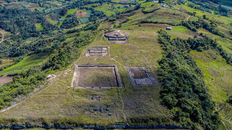 Descubren en Perú la tumba de un importante sacerdote de hace 3.000 años
