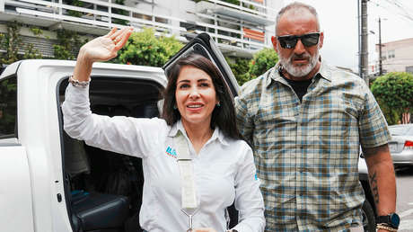 Correa anuncia el arresto de un hombre que planeaba atentar contra candidata presidencial en Ecuador