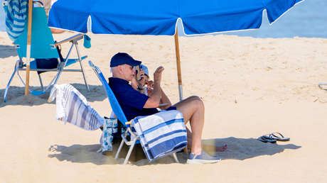 "Es vergonzoso": Denuncian que Biden ha pasado casi el 40 % de su mandato de vacaciones