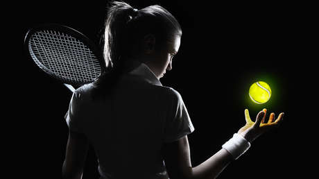 "Me violó casi 400 veces en dos años": Extenista francesa revela el calvario que vivió de niña