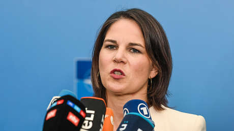 Ministra de Exteriores de Alemania llama "dictador" al presidente de China