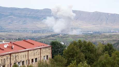 Moscú no acepta las acusaciones "infundadas" de Armenia de que no cumplió sus compromisos respecto a Nagorno Karabaj