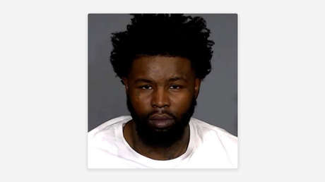 Un sospechoso de asesinato es puesto en libertad por error y la Policía lo mantiene en secreto durante seis días