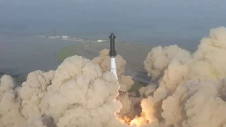 "Eso es inaceptable": Musk critica la burocracia de EE.UU., que obstaculiza las pruebas de Starship