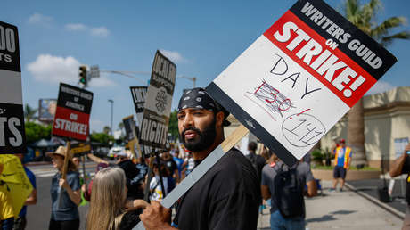 Los guionistas de Hollywood alcanzan un acuerdo provisional para poner fin a la huelga