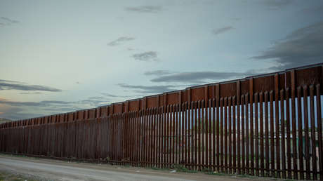 La Administración Biden renuncia a 26 leyes para construir una parte del muro fronterizo entre EE.UU. y México