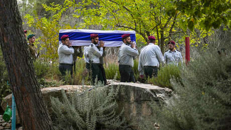 "El hedor de la muerte por todas partes": Reportan el hallazgo de gran cantidad de cadáveres en un kibutz cerca de Gaza
