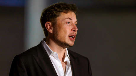 "¿Curas encarcelados?": Musk reacciona a un video de Tucker Carlson sobre la persecución religiosa en Ucrania