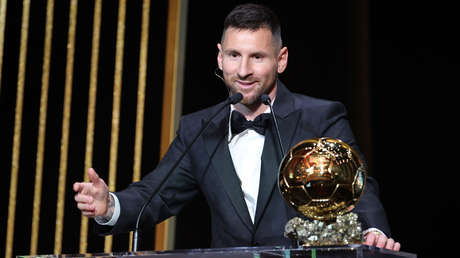 Messi hace historia al ganar su octavo balón de oro
